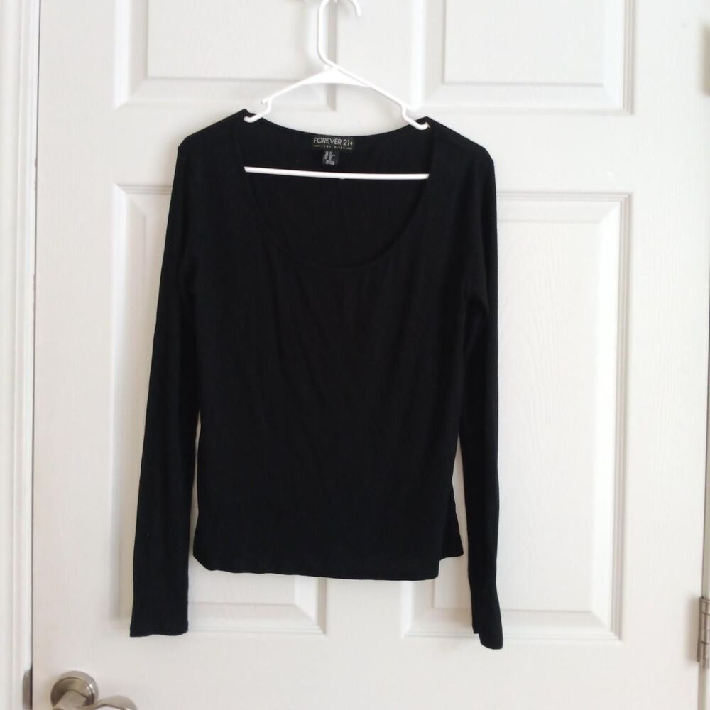 Forever 21 Plus solid black long sleeve top